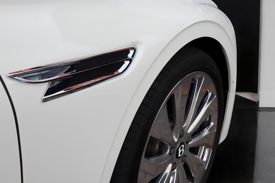 Bentley Flying Spur Bentley Continental W12 Mulliner - foto 18