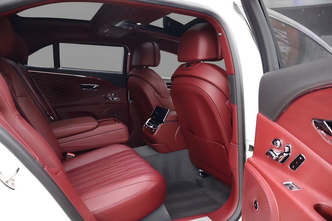 Bentley Flying Spur Bentley Continental W12 Mulliner - foto 8