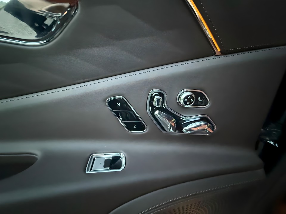 Bentley Flying Spur Bentley Continental W12 Mulliner - foto 15