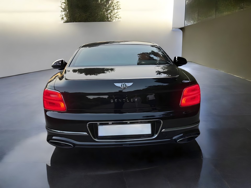 Bentley Flying Spur Bentley Continental W12 Mulliner (4)