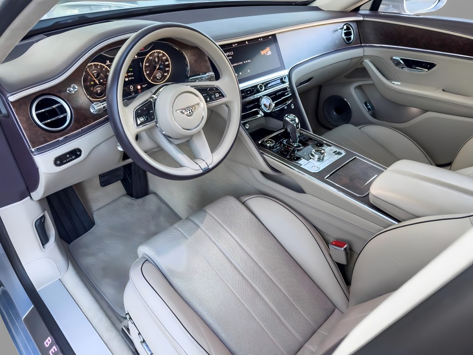 Bentley Flying Spur - foto 10
