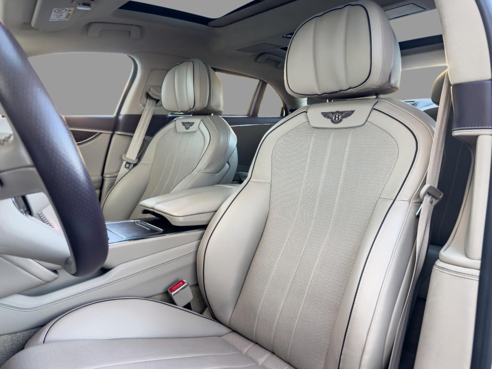 Bentley Flying Spur - foto 9