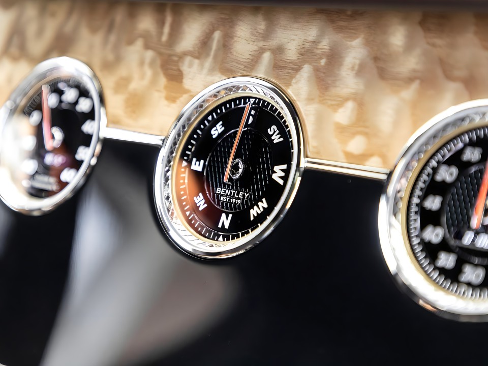 Bentley Flying Spur S V8 - foto 17