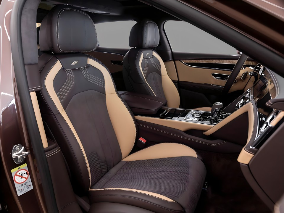 Bentley Flying Spur S V8 - foto 10