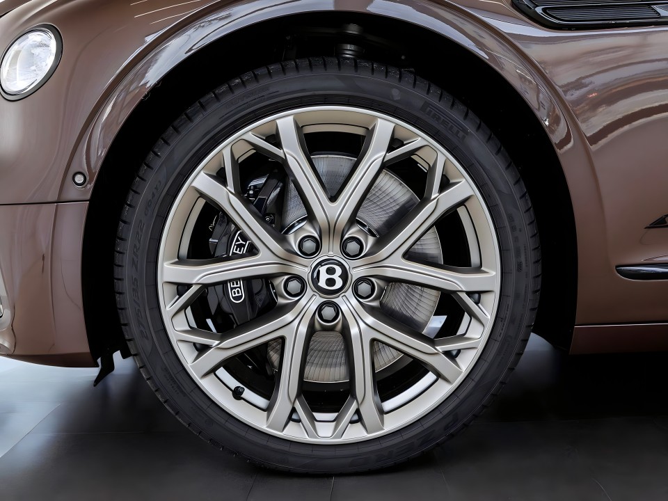 Bentley Flying Spur S V8 - foto 26