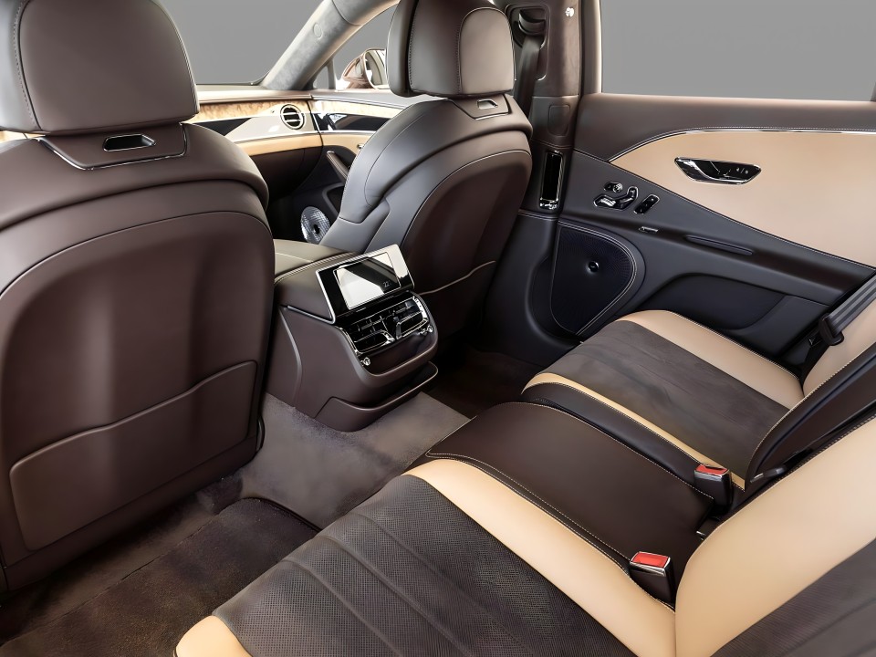 Bentley Flying Spur S V8 - foto 8