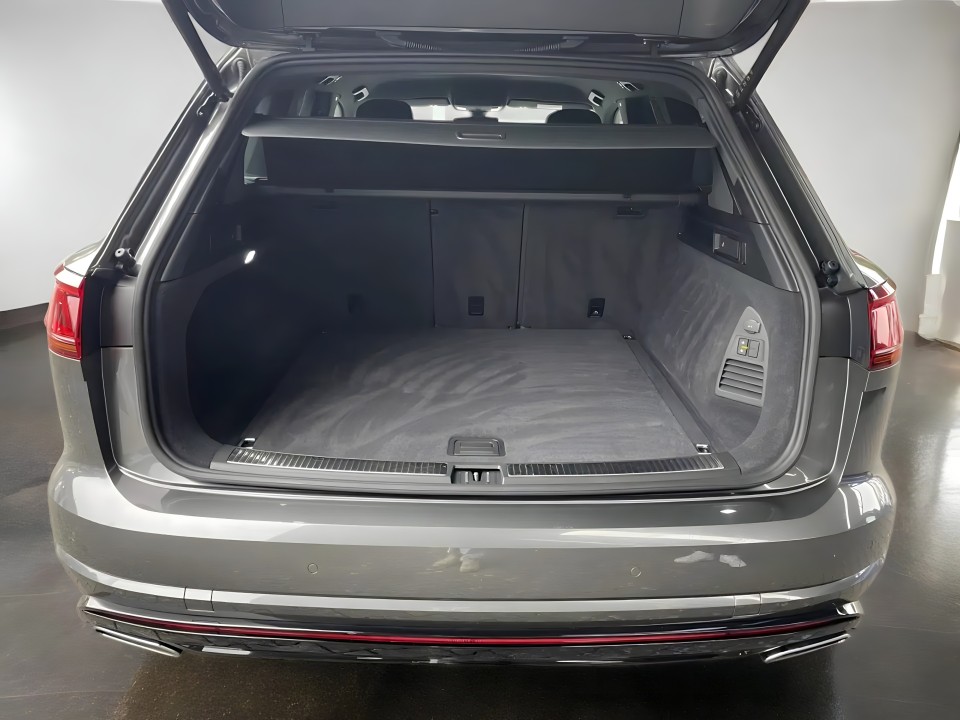 Volkswagen Touareg V6 TDI R-Line - foto 12