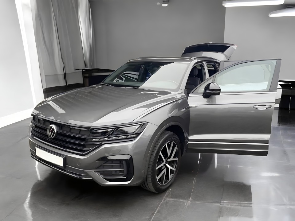 Volkswagen Touareg V6 TDI R-Line - foto 7