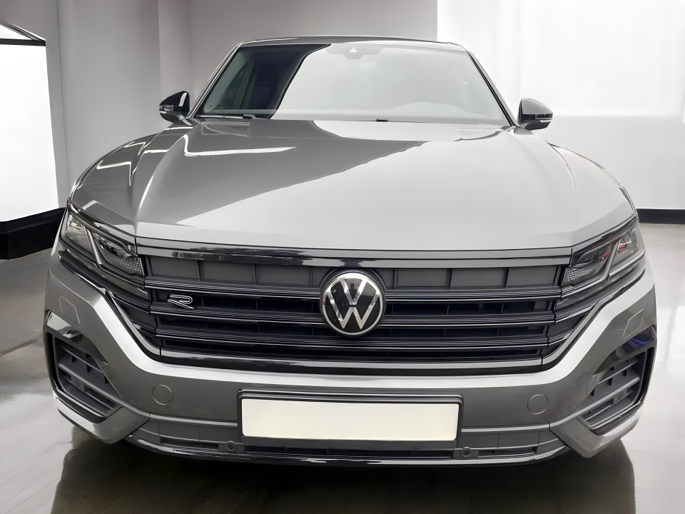 Volkswagen Touareg V6 TDI R-Line (2)