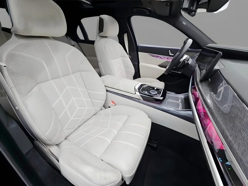 BMW Seria 7 740d xDrive M-Sport - foto 11