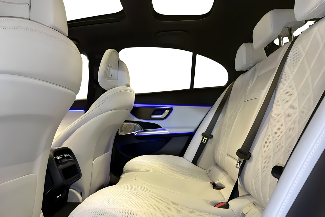 Mercedes-Benz E 300de 4MATIC Exclusive - foto 14