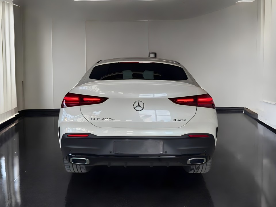 Mercedes-Benz GLE Coupe 400e 4MATIC AMG (4)