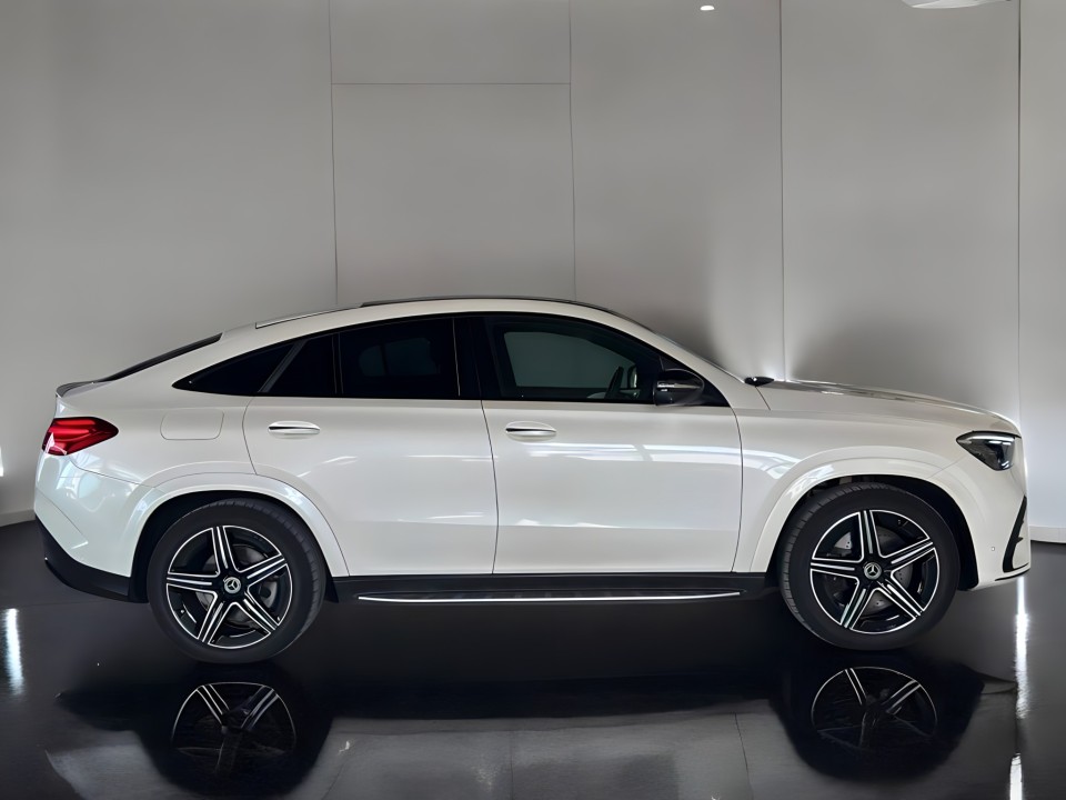 Mercedes-Benz GLE Coupe 400e 4MATIC AMG (2)