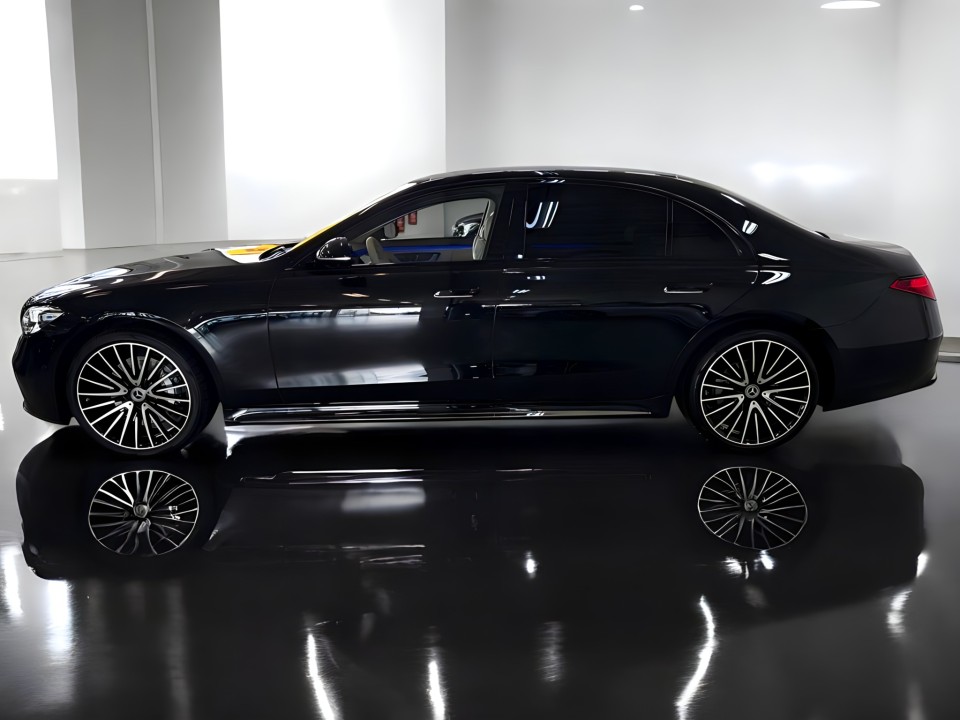 Mercedes-Benz S 400d 4MATIC AMG (5)