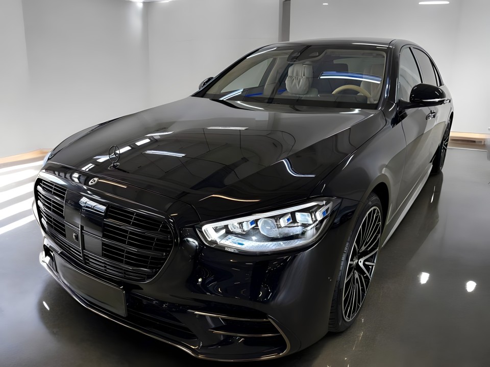 Mercedes-Benz S 400d 4MATIC AMG - foto 6