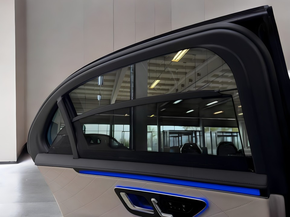 Mercedes-Benz S 400d 4MATIC AMG - foto 30