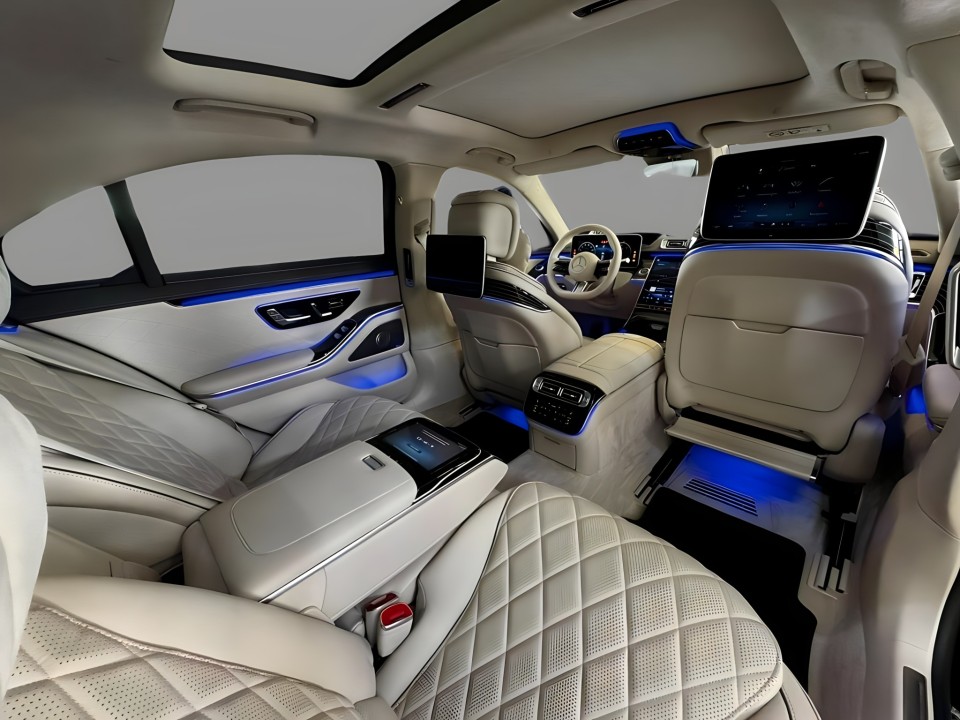 Mercedes-Benz S 400d 4MATIC AMG - foto 15