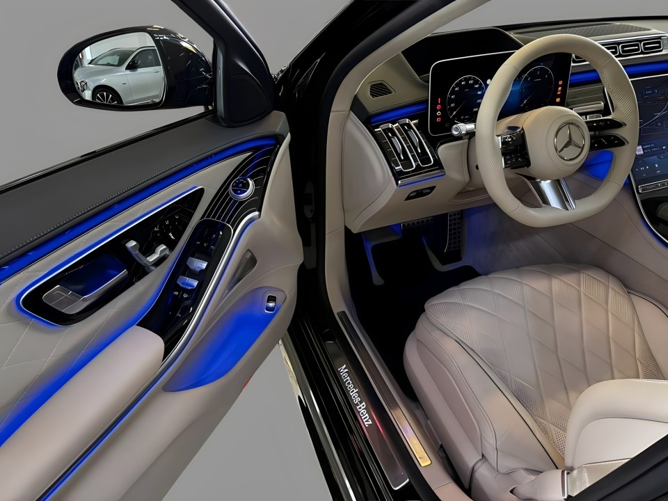 Mercedes-Benz S 400d 4MATIC AMG - foto 13