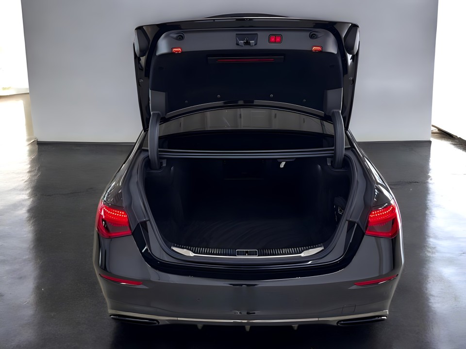 Mercedes-Benz S 400d 4MATIC AMG - foto 31