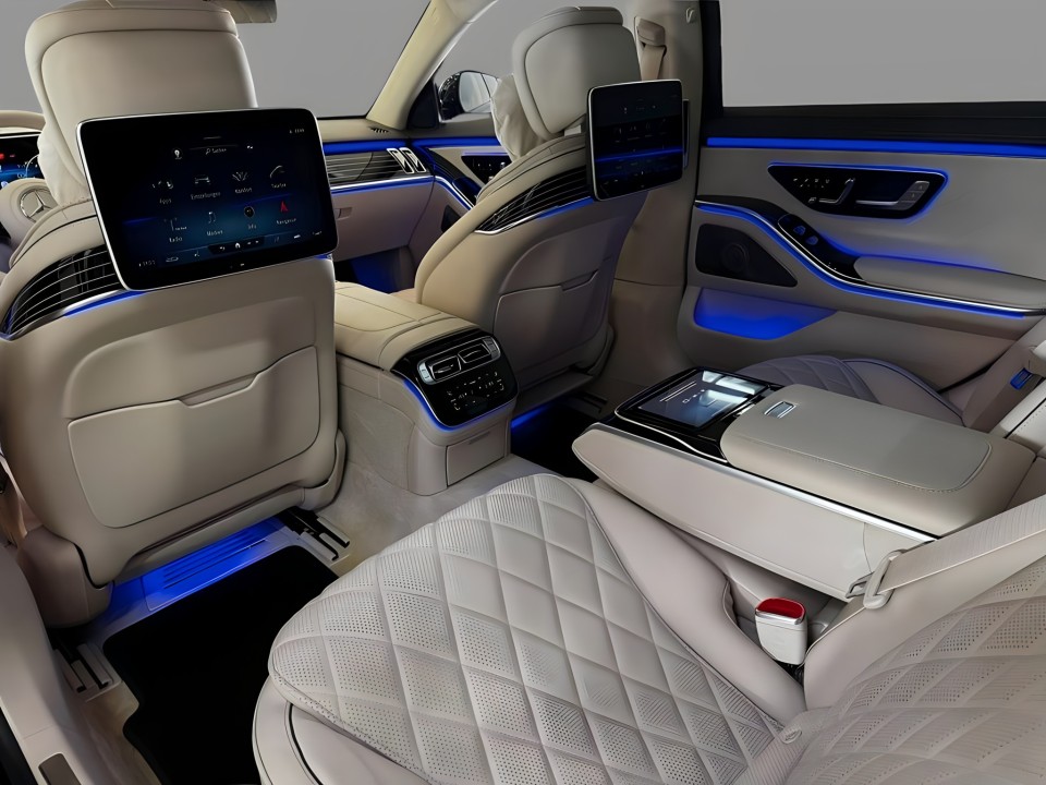 Mercedes-Benz S 400d 4MATIC AMG - foto 16