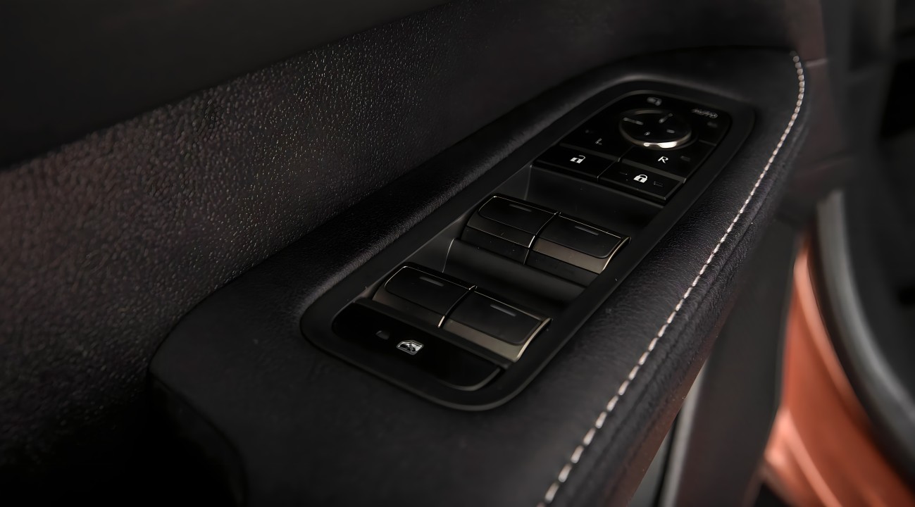 Lexus Seria RX 450h+ Executive - foto 12