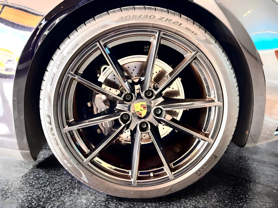 Porsche 911 Carrera - foto 15