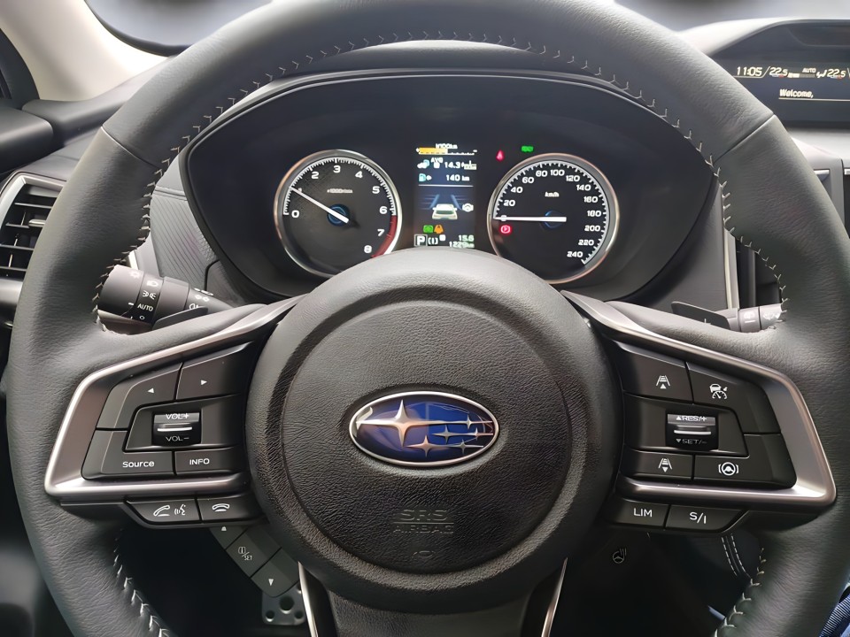 Subaru Forester e-BOXER Platinum - foto 6