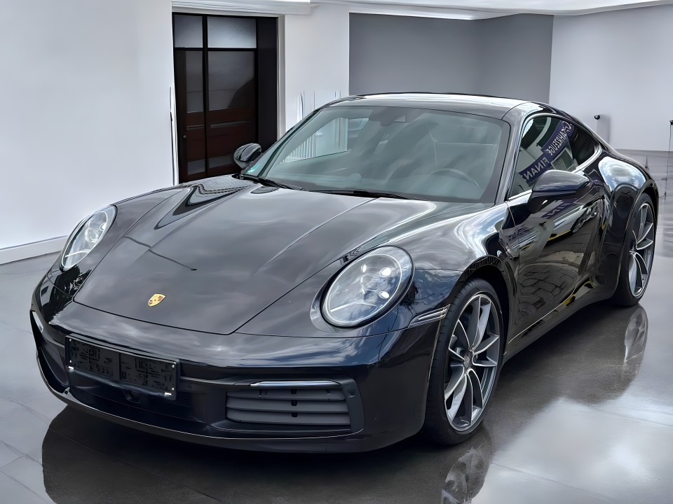 Porsche 911 Carrera - foto 8