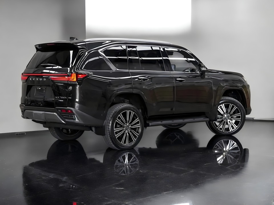 Lexus Seria LX 700h Luxury (3)