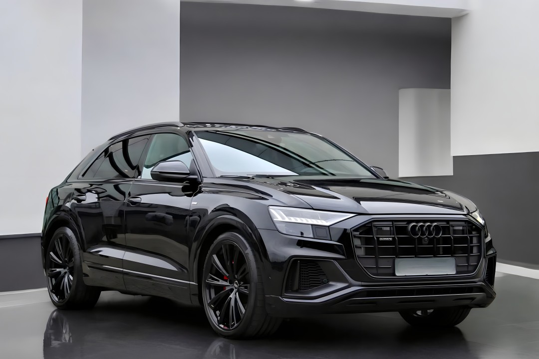 Audi Q8 55 TFSIe Quattro S-line