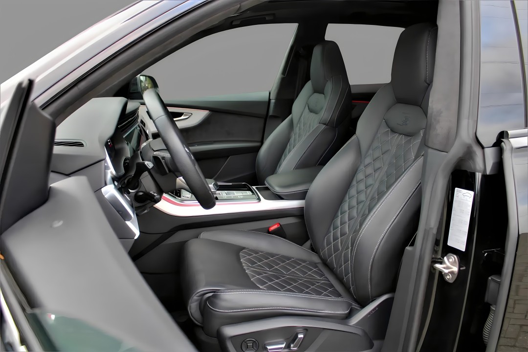 Audi Q8 55 TFSIe Quattro S-line - foto 8