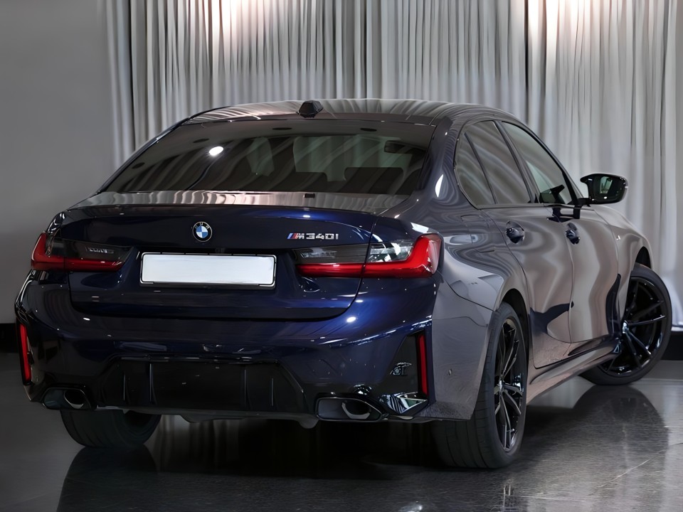 BMW M3 M340i xDrive (2)