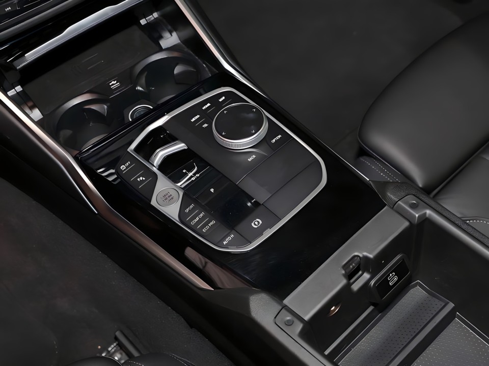 BMW M3 M340i xDrive - foto 10