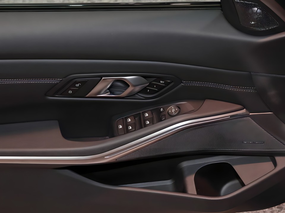 BMW M3 M340i xDrive - foto 11