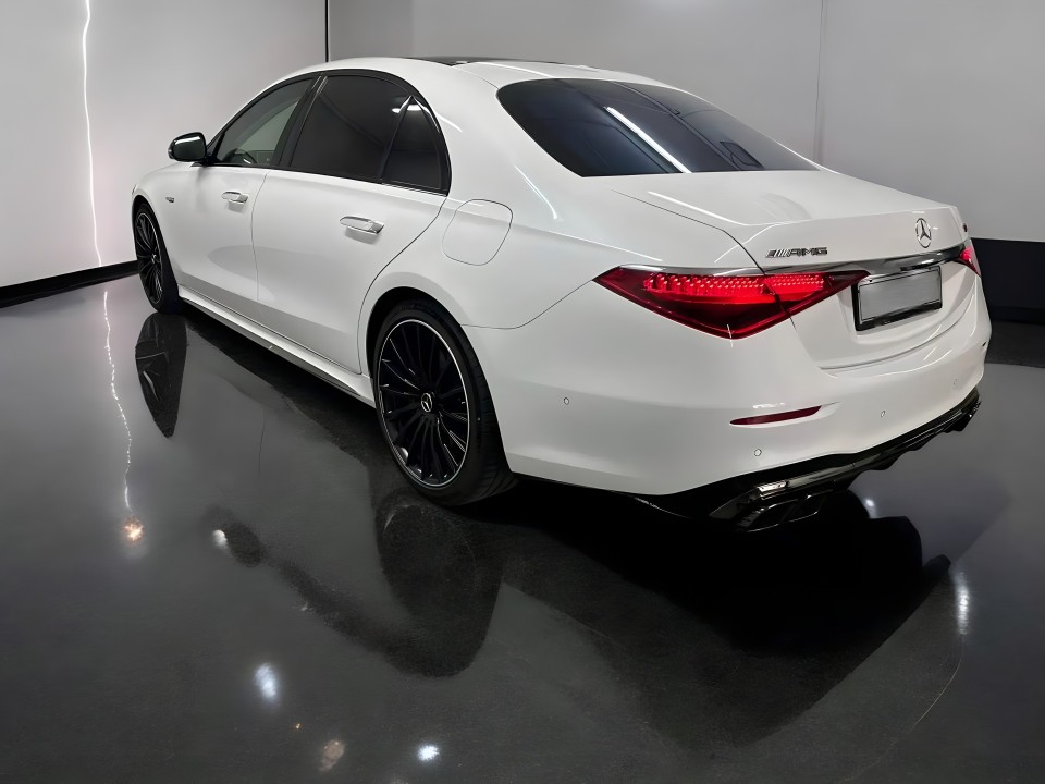 Mercedes-Benz S 63 AMG E-Performance (4)