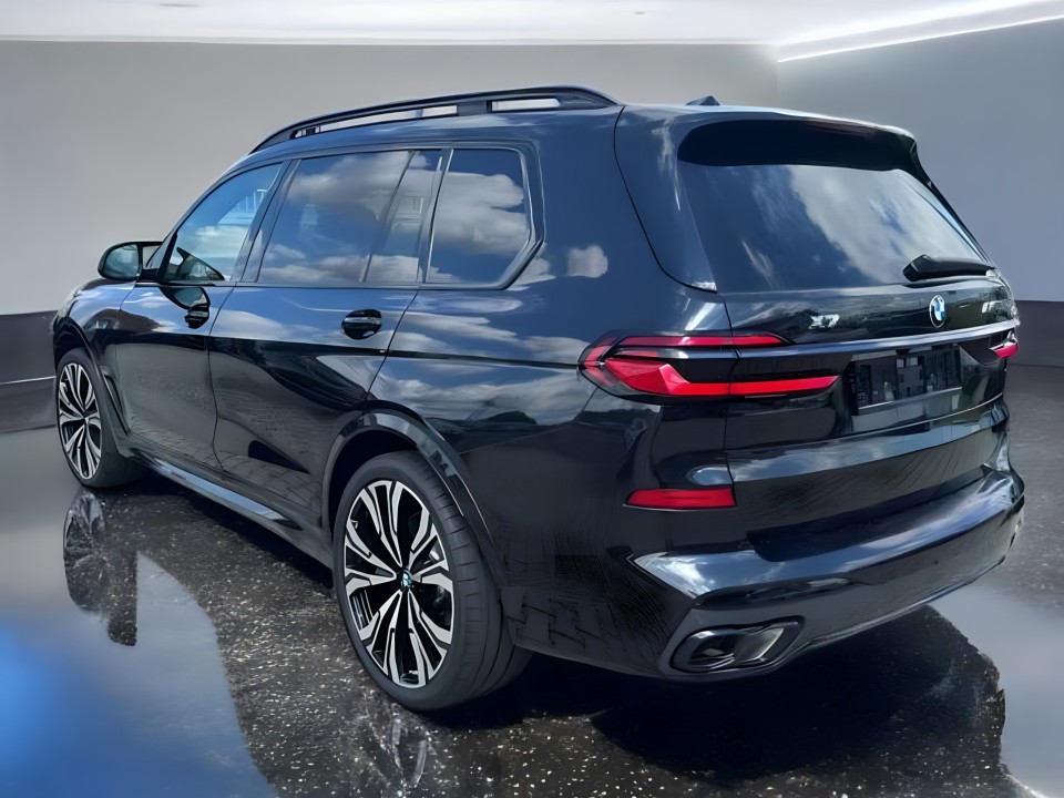 BMW X7 M60i xDrive (5)