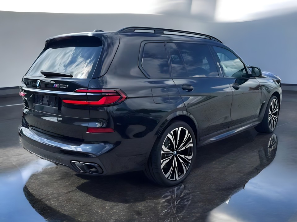 BMW X7 M60i xDrive (3)