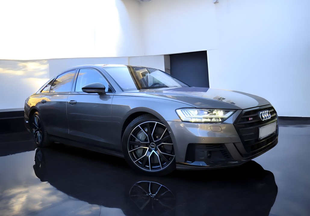 Audi S8 TFSI quattro