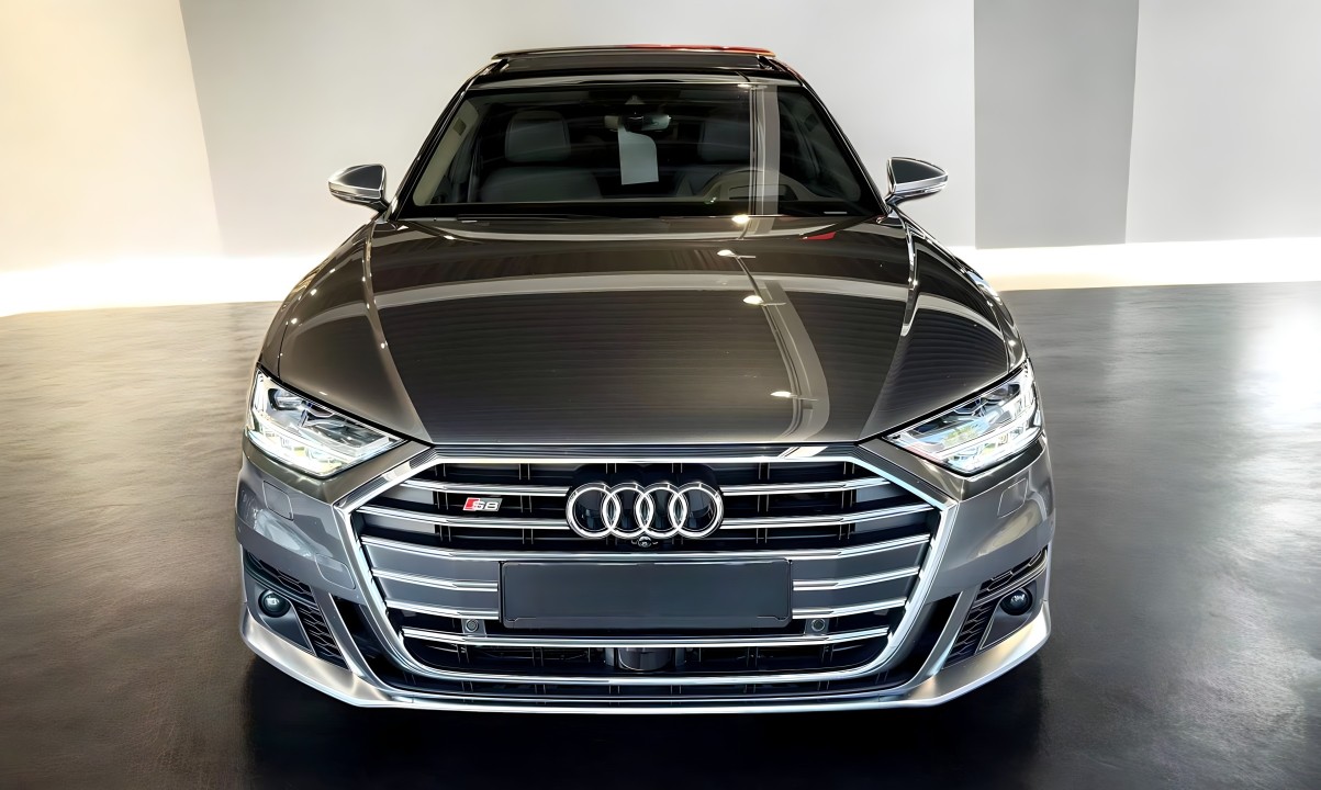 Audi S8 TFSI Quattro - foto 6