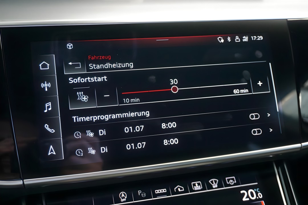 Audi S8 TFSI quattro - foto 16