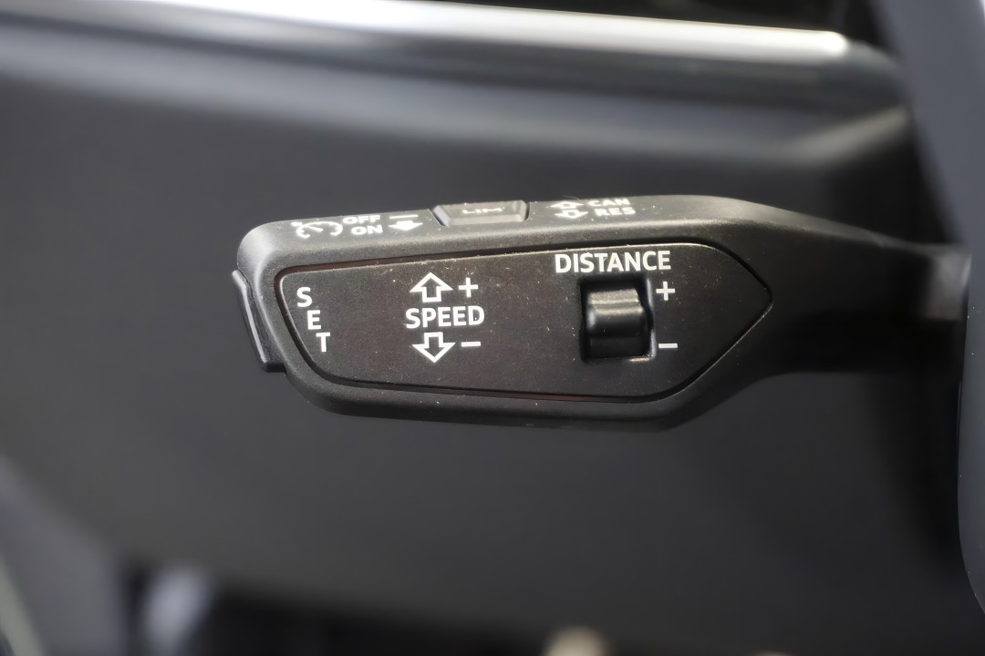 Audi S8 TFSI quattro - foto 10