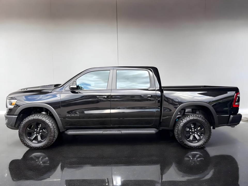 Dodge RAM 1500 Rebel 5.7 V8 - foto 6