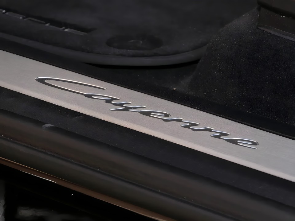 Porsche Cayenne Coupe E-Hybrid - foto 16