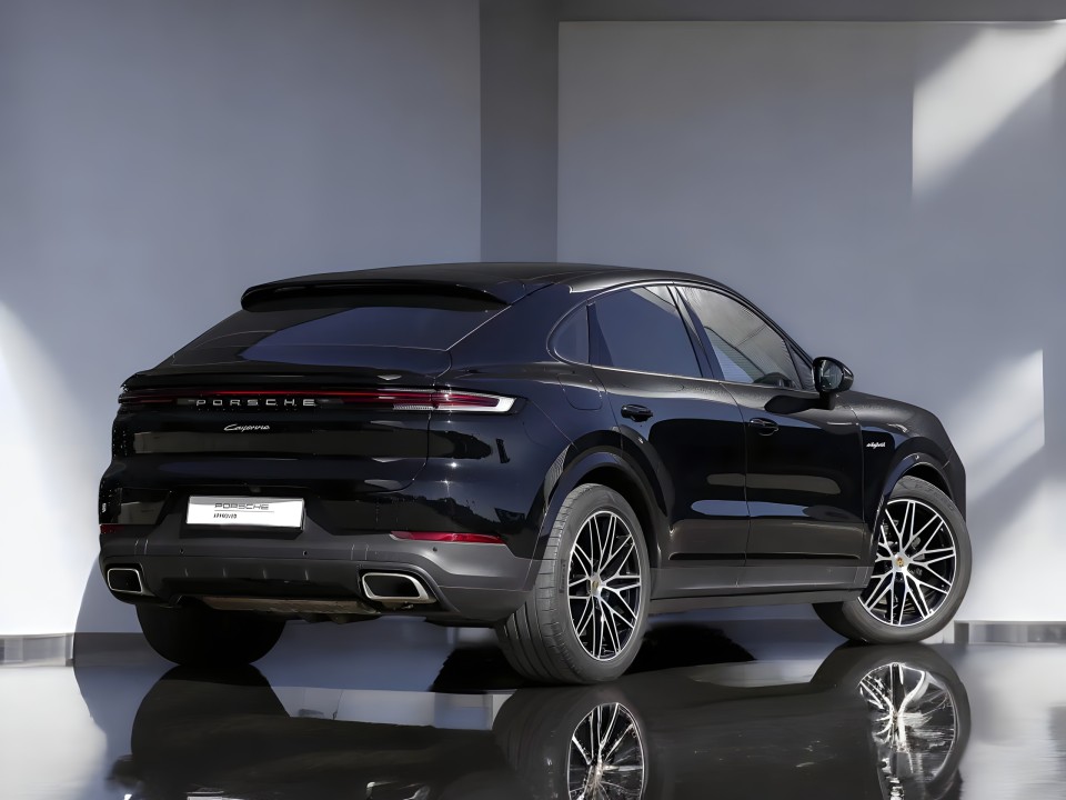 Porsche Cayenne Coupe E-Hybrid (3)