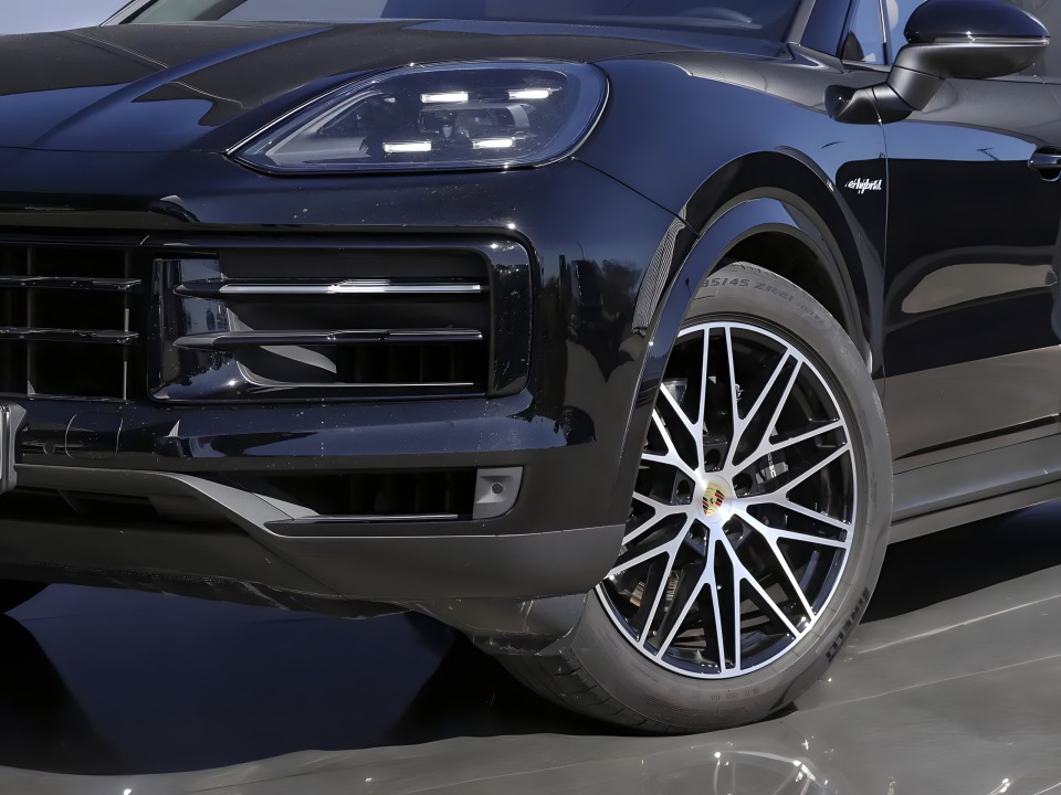 Porsche Cayenne Coupe E-Hybrid - foto 27
