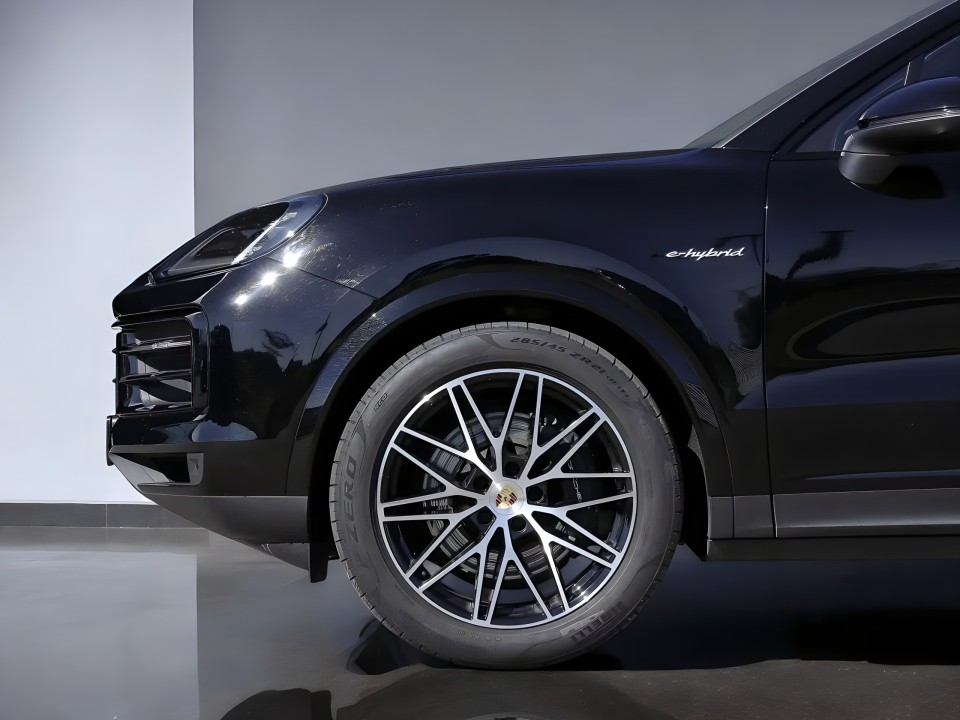 Porsche Cayenne Coupe E-Hybrid - foto 29