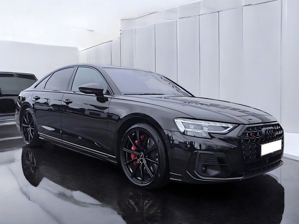 Audi S8 TFSI quattro