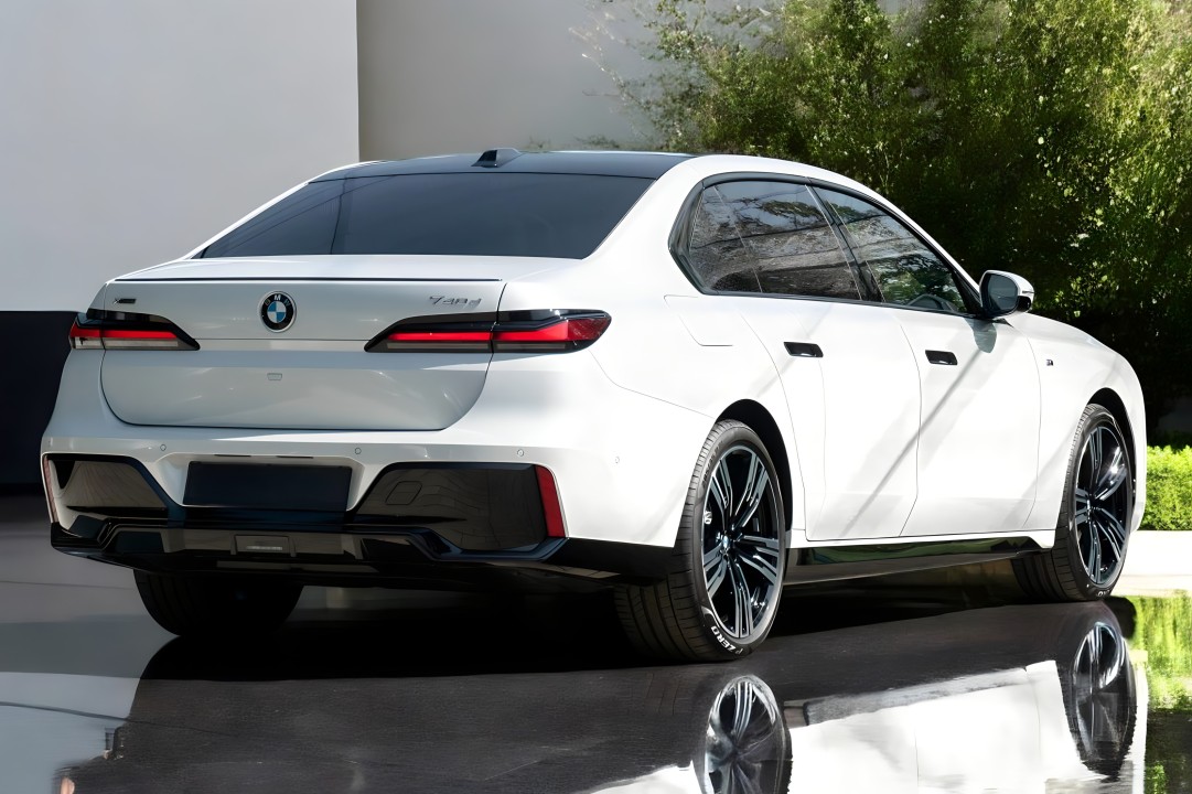 BMW Seria 7 740d xDrive M-Sport (2)