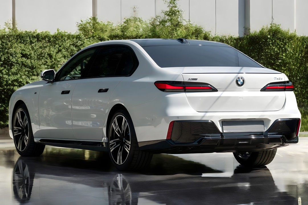 BMW Seria 7 740d xDrive M-Sport (4)