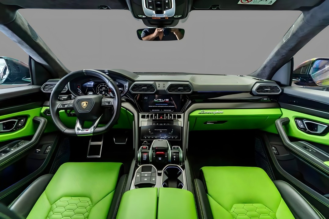 Lamborghini Urus - foto 9